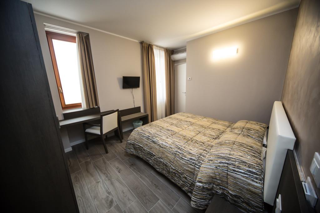 B&B Corte Sul Naviglio Cin I T 0 1 5 0 7 0 C 1 3 X U I L Q C V Cernusco Sul Naviglio Δωμάτιο φωτογραφία