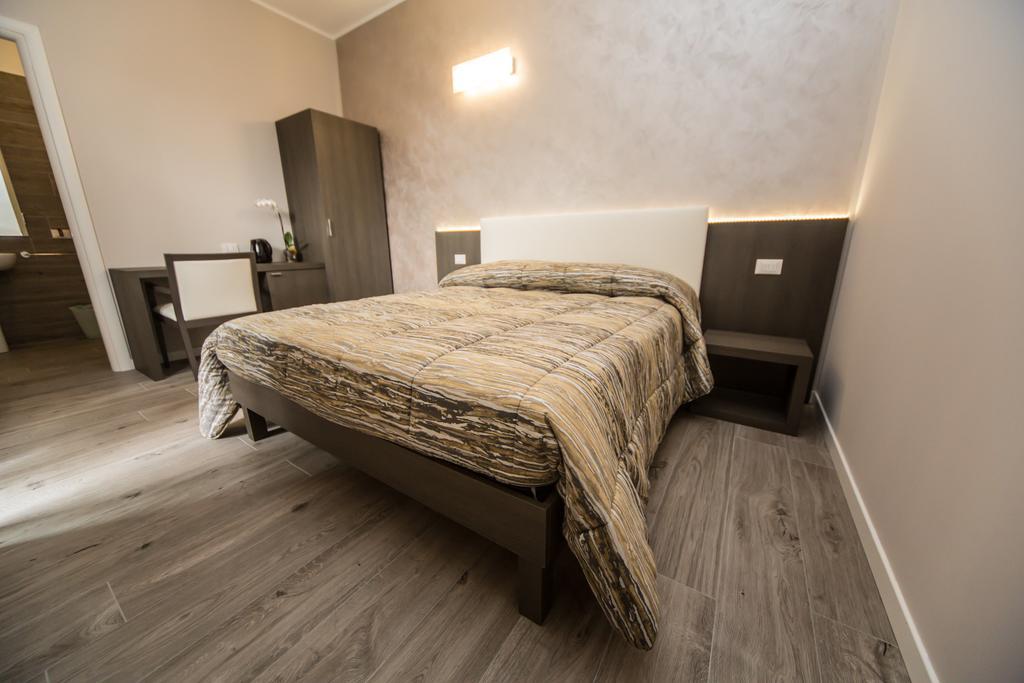 B&B Corte Sul Naviglio Cin I T 0 1 5 0 7 0 C 1 3 X U I L Q C V Cernusco Sul Naviglio Δωμάτιο φωτογραφία